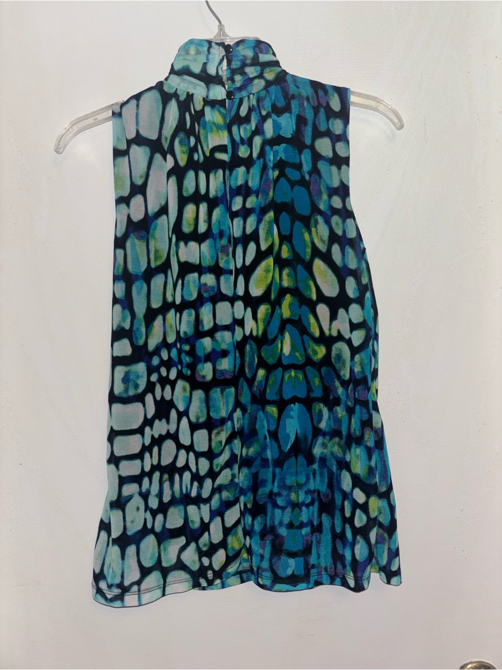 Worthington Blue Multi Sleeveless Mock Neck Camisole
